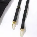 Korsett-Strumpfband-Details mit transparentem Mesh-Blumenmuster