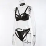 Schwarzes Leder Motorrad BH & Panty Set Seitenansicht