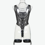 Bodysuit i svart mesh med öppen vy bakifrån