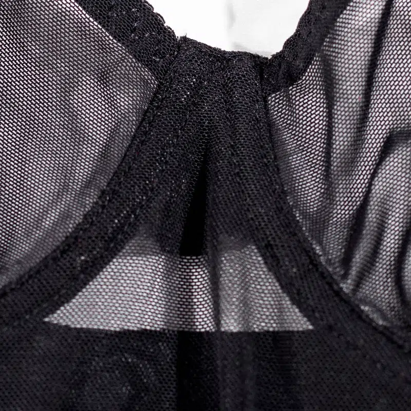 Camisola de malla transparente negra con detalles de sujetador con espalda abierta