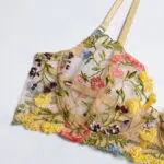 Glode Wunderschönes, mit Blumen besticktes Mesh-BH-Set. BH-Details