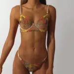 Glode Wunderschönes, mit Blumen besticktes Mesh-BH-Set, Modellpräsentation