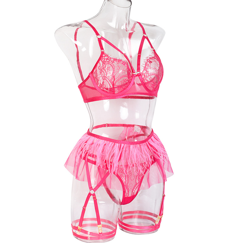 Hot Pink Sexy Sheer Floral Lace Bra Set with Tassel Girdle Side View Hot Pink Sexig skirblommig spets BH Set med tofsgördel från sidan