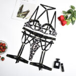 Conjunto de sujetador Leopard Exposure con cuello halter Over View