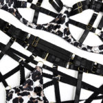 Conjunto de sujetador Leopard Exposure con detalles de cintura con cuello halter