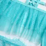 Conjunto de sujetador de encaje floral color lima con detalles de volantes de encaje