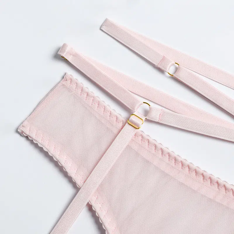 Mesh Halter Neck Bra & Panty Set with Elastic Band Waist Details Mesh Halter Neck Bra & Panty Set with Elastic Band Waist Details