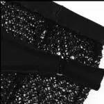 Conjunto moderno de falda larga con abertura lateral y sujetador con cordones Detalles de la cintura