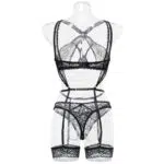 Ensemble de soutien-gorge en dentelle noire avec dos nu croisé Vue de dos