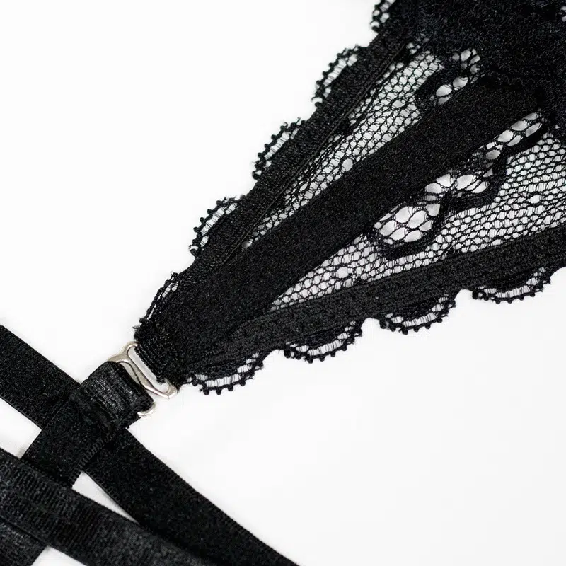 Ensemble de soutien-gorge en dentelle noire avec crochet croisé à licou