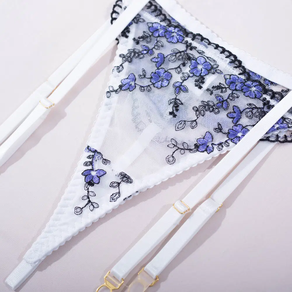 Conjunto corpete branco elegante com malha transparente - detalhes de calcinha de lingerie por atacado