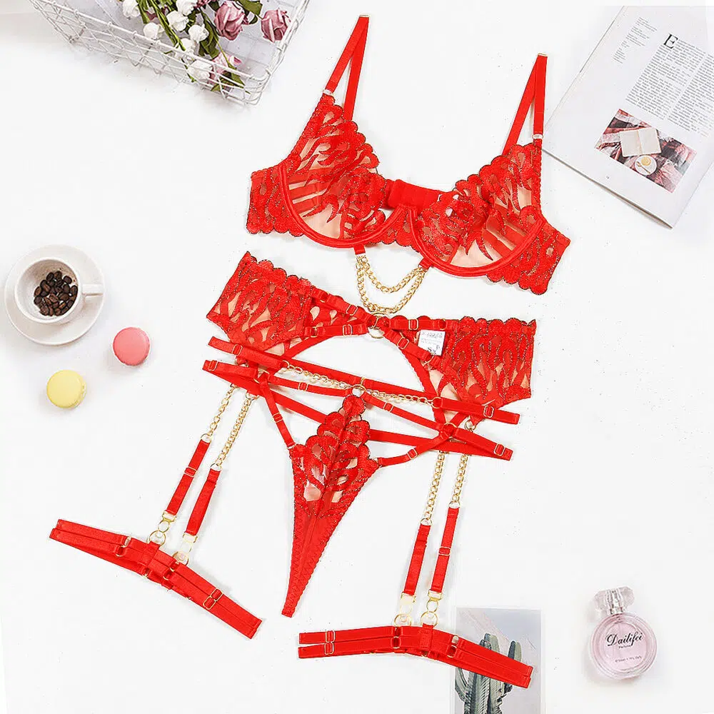 Wholesale Flame Embroidery Sexy Lingerie Four-Piece Set with Chain Bra Over View Atacado chama bordado lingerie sexy conjunto de quatro peças com sutiã de corrente vista superior