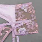 Conjunto de mujeres al por mayor de lencería sexy de nuevo estilo con detalles florales de la cintura del bordado