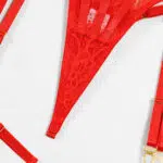 grossist Röd Alla hjärtans dag Sexig Halv Cup BH Set med metallkedja detaljerade grendetaljer