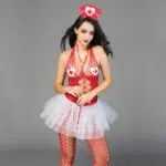 Grossist röd sjuksköterska Cosplay Jumpsuit med fisknät framifrån