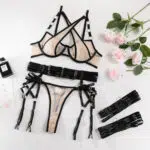 Ensemble soutien-gorge et culotte moderne en biscuit avec jarretière, vente en gros