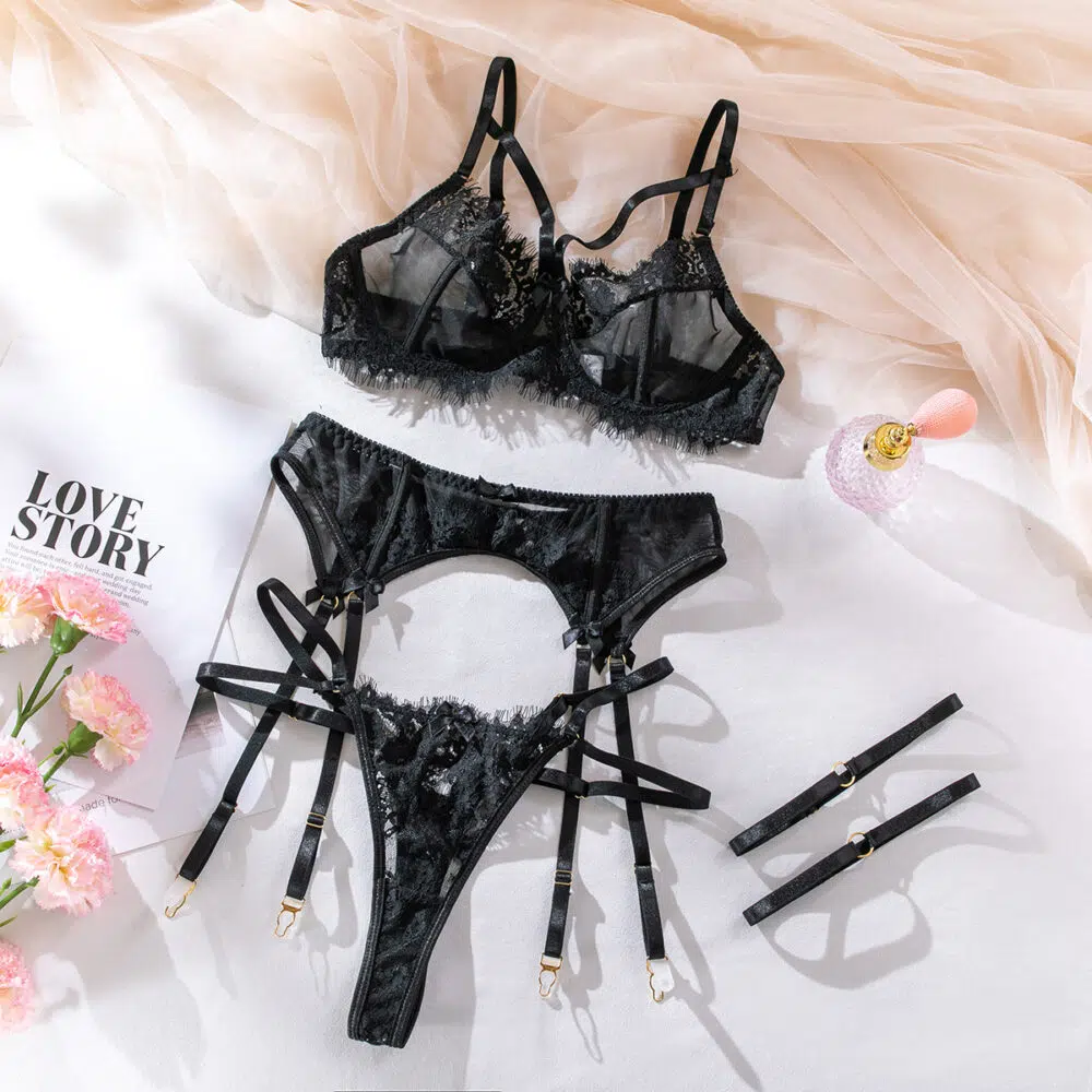 Conjunto de calcinha de sutiã preto sexy por atacado com liga de renda floral sobre vista