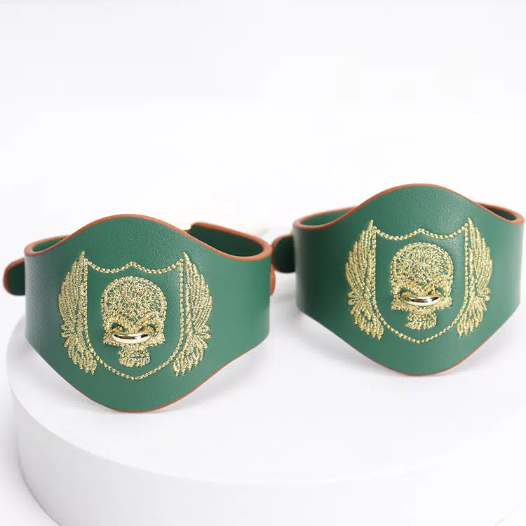 Puño de tobillo bordado con calavera al por mayor verde Bondage Gear