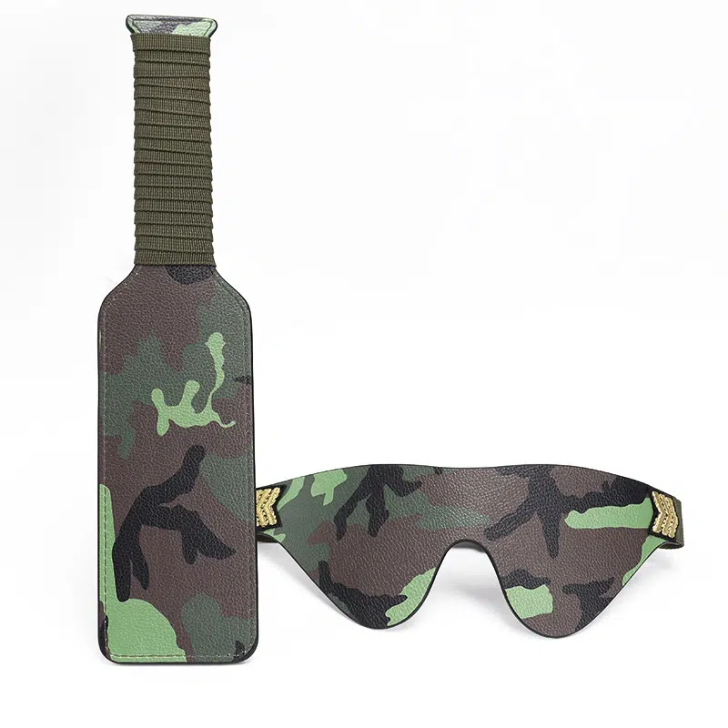 Wholesale Camouflage Bondage Equipment for Army Cosplay display