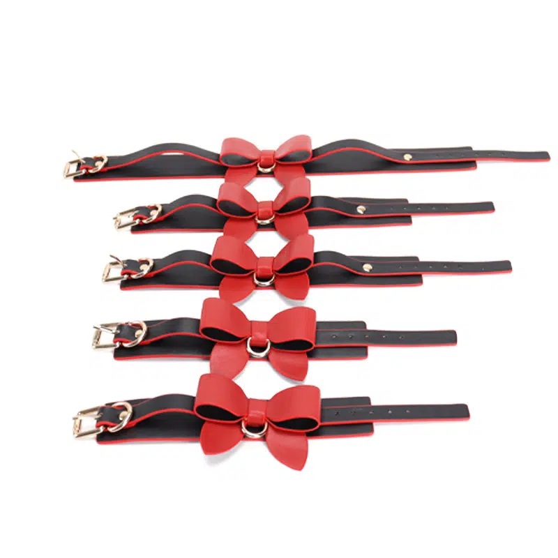 Tukkukaupan johdannon Bondage Kit Strapy tiedot