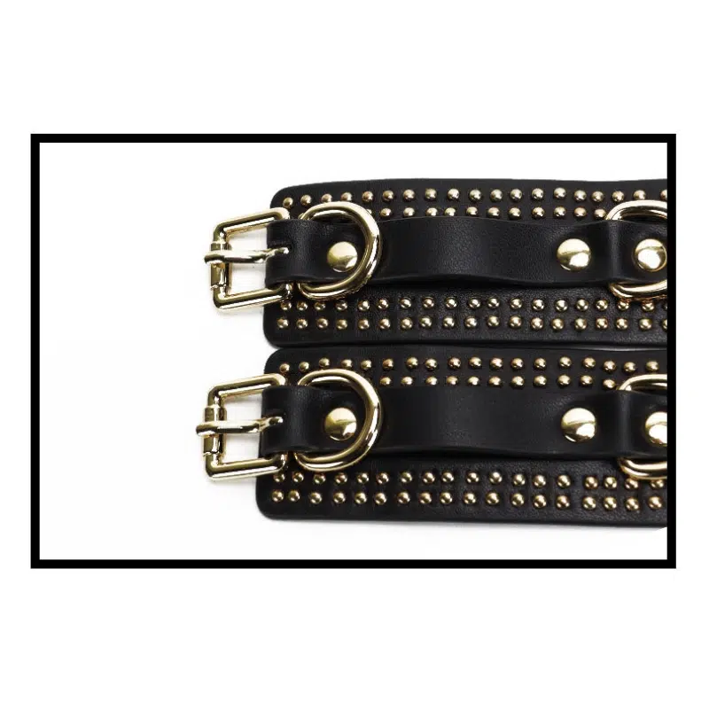 Wholesale Rivet Bondage Starter Kit in Red and Black details