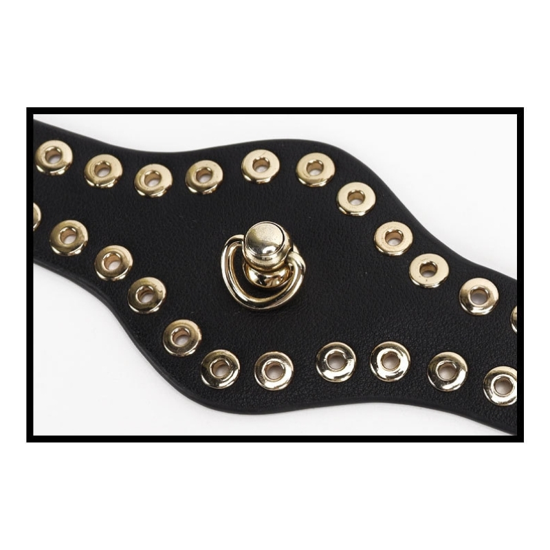 Wholesale Submissive Starter Kit with Rivet Design details Großhandels-Submissive-Starterset mit Nieten-Designdetails