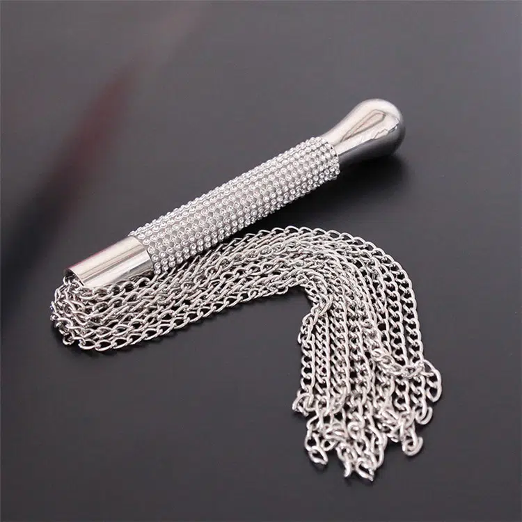 Wholesale Metal Floggers with Rhinestone Handle Show Оптовые металлические флоггеры с ручкой из стразов
