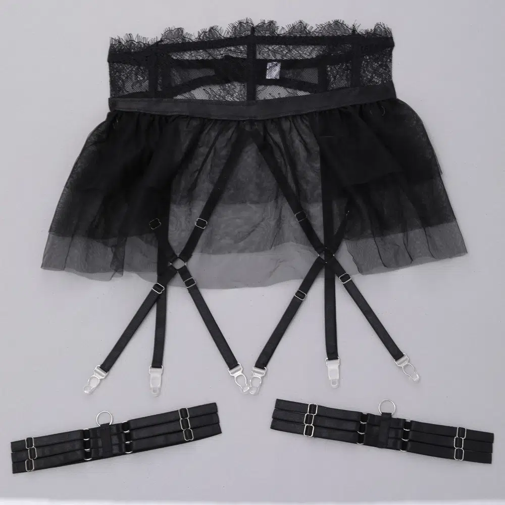Conjunto de calcinha e sutiã preto delicado sombra transparente detalhes da cintura