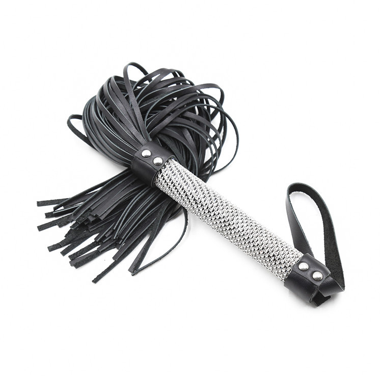 Dazzling Bling Tassel Flogger Side Show Deslumbrante espectáculo lateral de Flogger con borlas brillantes