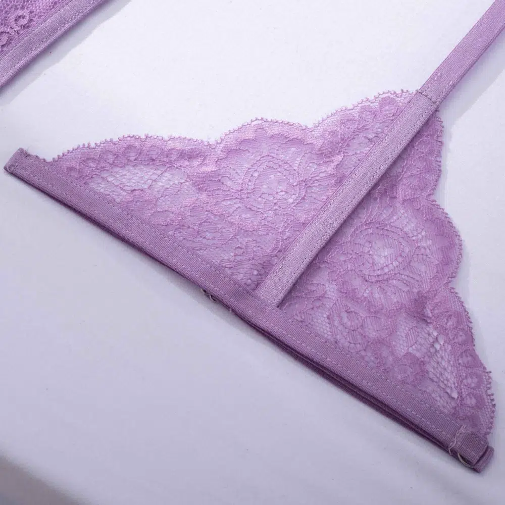 Lavender Whisper Sheer Balconette Alusvaatesarja jalkarenkaan tiedot