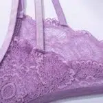 Lavender Whisper Sheer Balconette Alusvaatteet Set pikkuhousujen yksityiskohdat