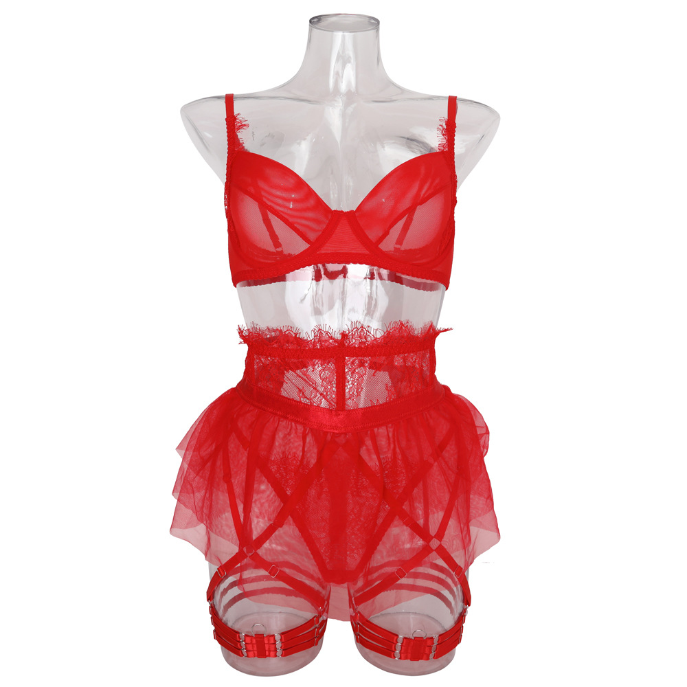 Red Delicate Shadow Sheer Bra and Panty Set Front View Красный комплект из прозрачного бюстгальтера и трусиков Delicate Shadow, вид спереди