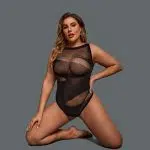 Показ моделей боди-чулок Midnight Mesh больших размеров